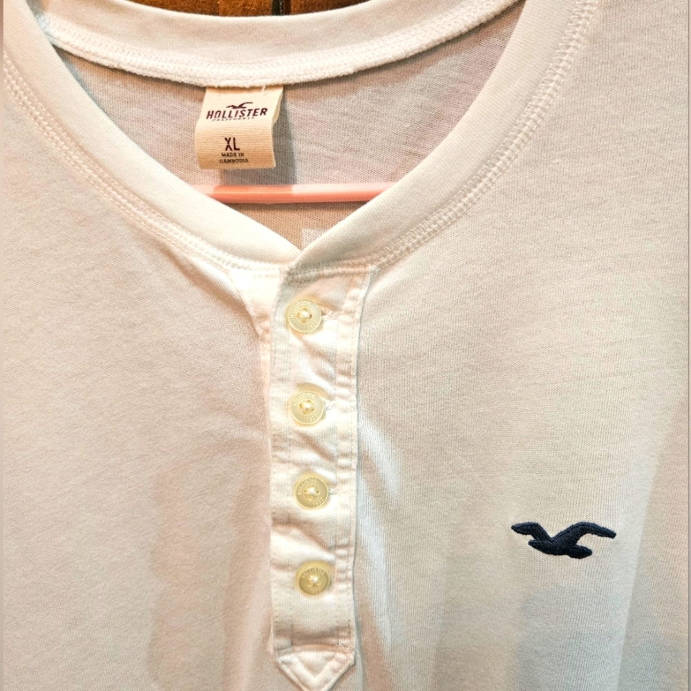 Hollister‎ Long Sleeve Shirt. Size XL